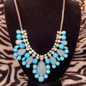 NWT FASHION NECKLACE